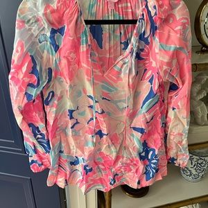 Lilly Blouse! Good condition!